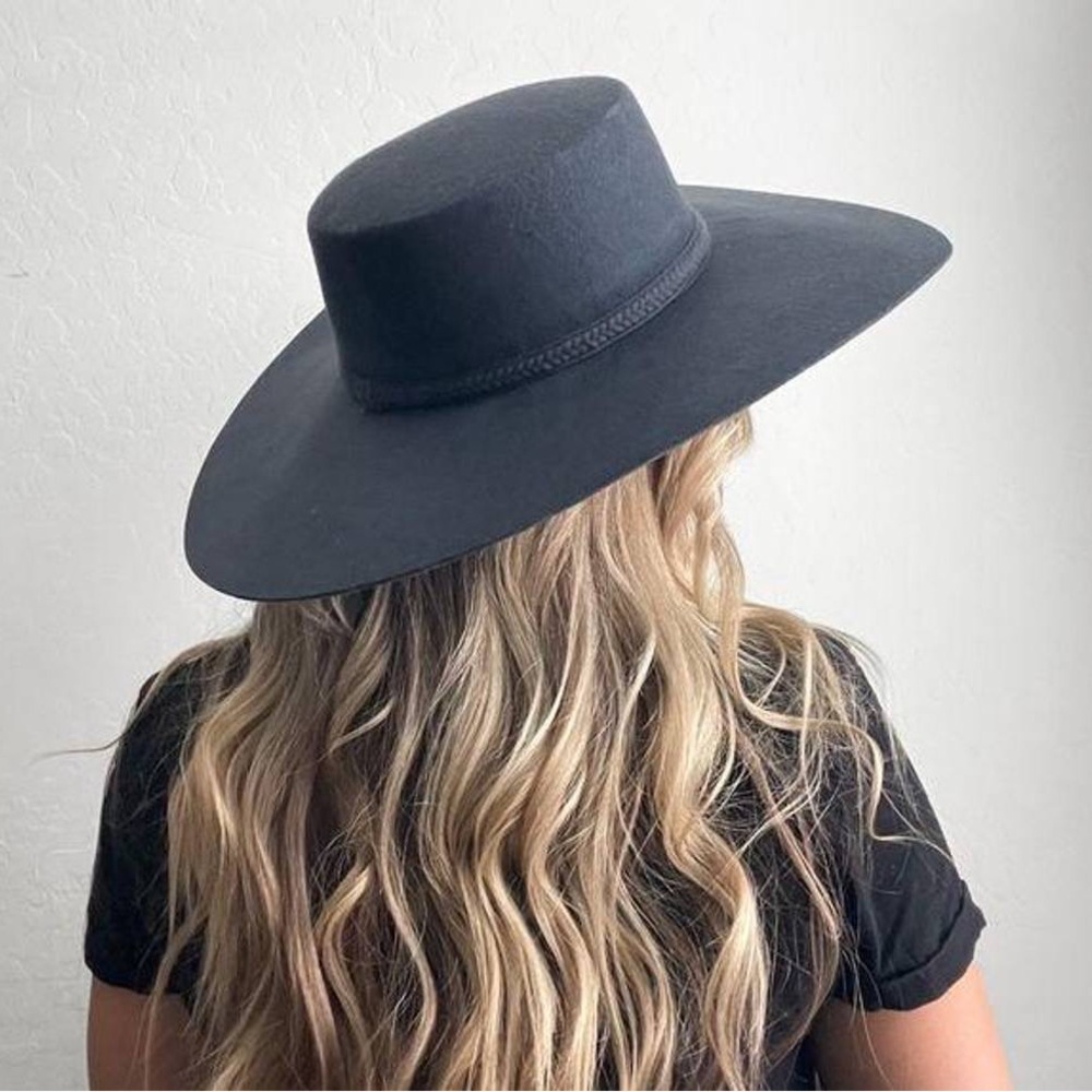 Universal Thread Grey Wool Hat